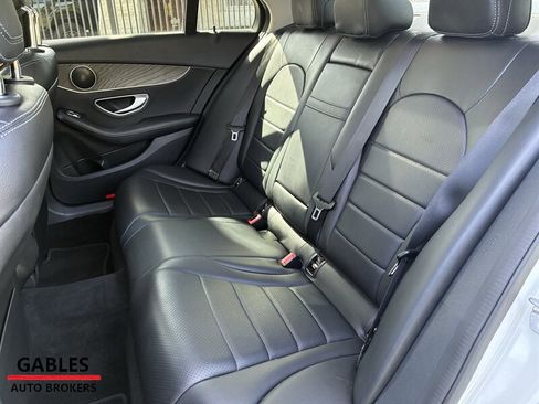 Used 2017 Mercedes-Benz C 300 Sedan image 27