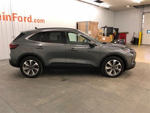 Used 2023 Ford Escape Platinum w/ Premium Technology Package image 13