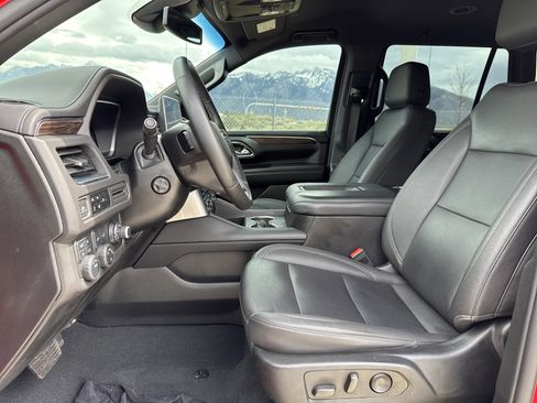 Used 2023 Chevrolet Tahoe LT w/ Luxury Package image 19