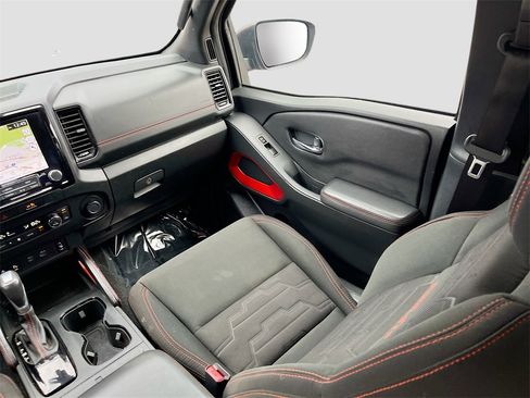 Used 2023 Nissan Frontier PRO-4X w/ Pro Convenience Package image 23