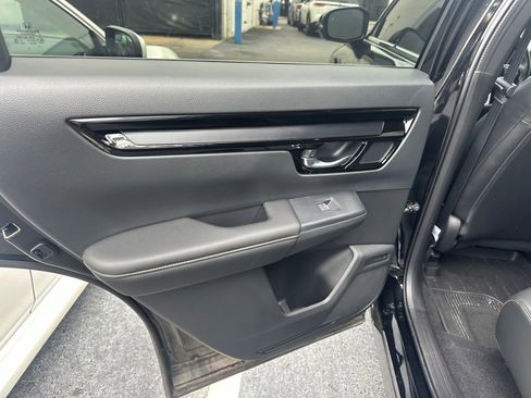 Used 2025 Honda CR-V Sport Touring image 38