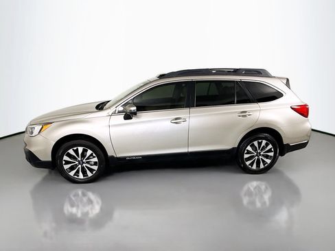 Used 2017 Subaru Outback 2.5i Limited w/ Popular Package #5 AWD/4WD image 2