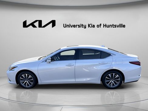 Used 2019 Lexus ES 350 F Sport image 4