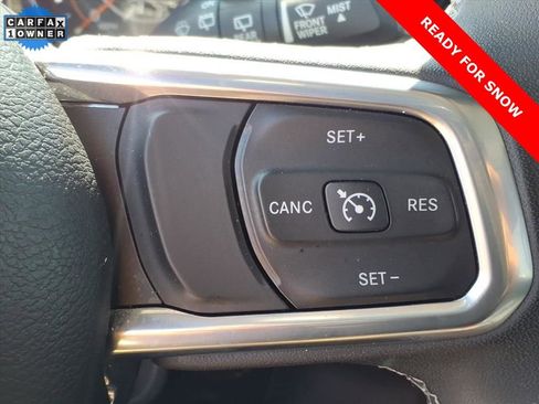 Used 2023 Jeep Wrangler Sahara image 18