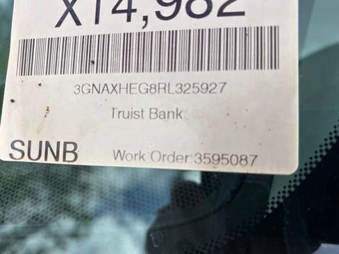 Used 2024 Chevrolet Equinox LS w/ LS Convenience Package image 10