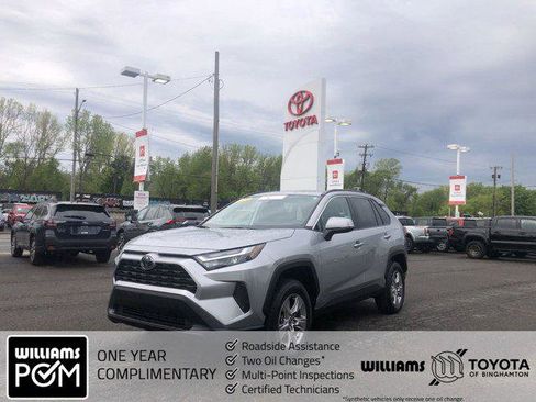 Certified 2025 Toyota RAV4 XLE AWD/4WD image 1