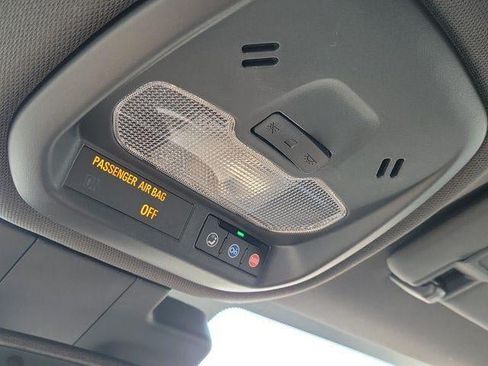 Used 2024 Buick Envista Avenir FWD image 32