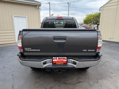 Used 2012 Toyota Tacoma 4x4 Access Cab V6 w/ SR5 Pkg image 11