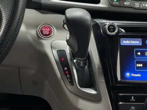 Used 2017 Honda Odyssey EX image 27