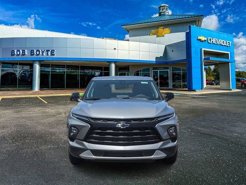 New 2026 Chevrolet Blazer LT w/ Convenience Package FWD image 10
