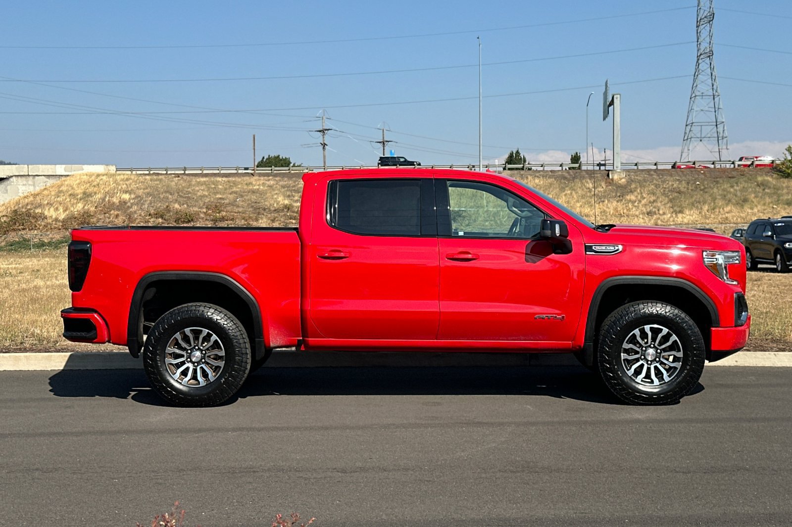 Used 2021 GMC Sierra 1500 AT4 AWD/4WD image 2