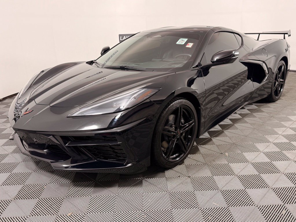 Used 2026 Chevrolet Corvette Stingray Coupe w/ 1LT RWD image 2