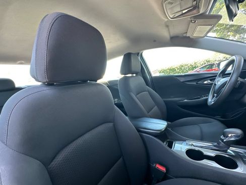 Used 2025 Chevrolet Malibu LT FWD image 20