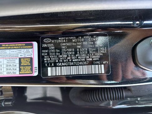 Certified 2026 Genesis GV70 2.5T AWD/4WD image 19