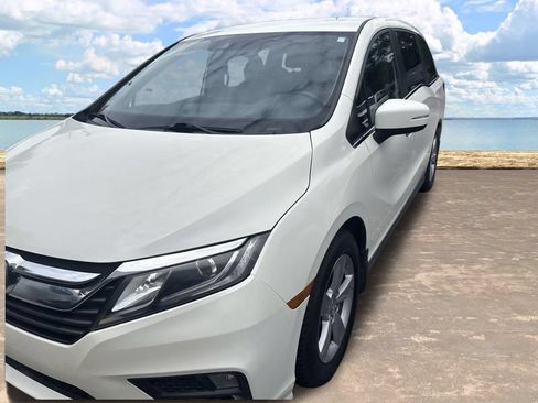 Used 2019 Honda Odyssey EX image 2