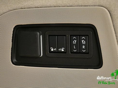 Used 2025 Cadillac Escalade Sport Platinum AWD/4WD image 16