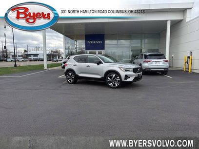 Used 2025 Volvo XC40 B5 Plus