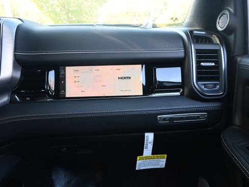 New 2025 RAM 2500 Rebel w/ Rebel Level 2 Equipment Group image 19