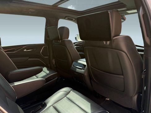 Used 2021 Cadillac Escalade ESV Sport w/ Driver Assist Tech Package RWD image 26