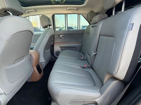 Used 2024 Hyundai Ioniq 5 Limited image 20