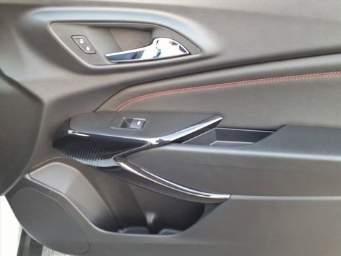 New 2026 Chevrolet Trax RS w/ Driver Confidence Package image 18