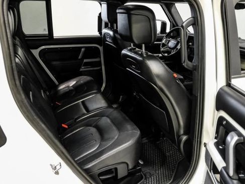 Used 2022 Land Rover Defender 110 X-Dynamic HSE AWD/4WD image 34