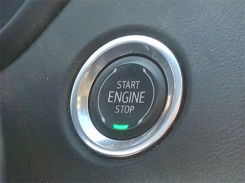 Certified 2023 Cadillac XT4 Premium Luxury w/ Technology Package image 23