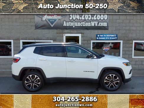 Used 2022 Jeep Compass Limited AWD/4WD image 1