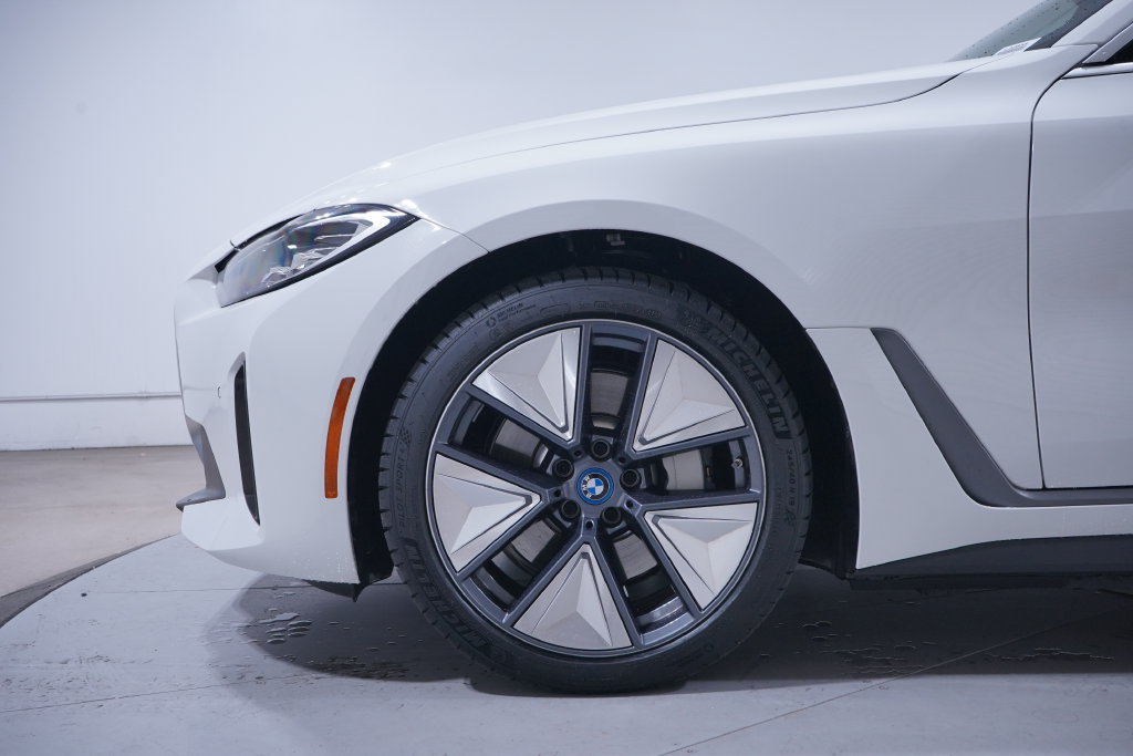 Used 2024 BMW i4 eDrive35 w/ Convenience Package RWD image 2