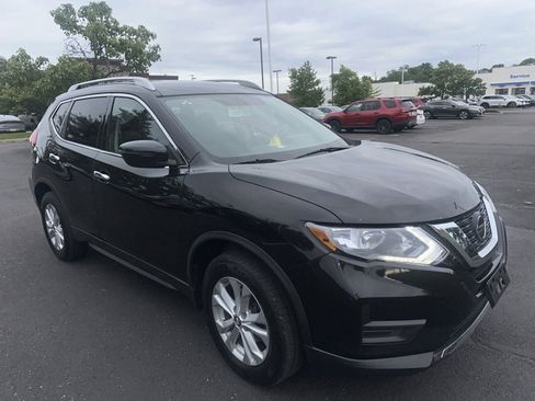 Used 2018 Nissan Rogue S w/ S Value Package AWD/4WD image 12