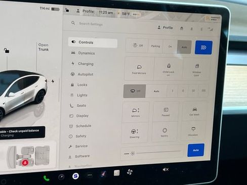 Used 2023 Tesla Model Y Long Range image 36