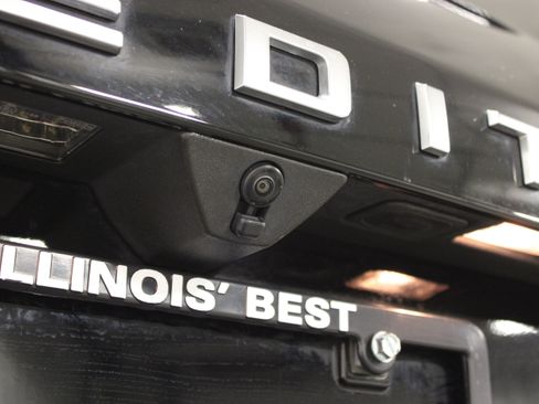 Used 2025 Ford Expedition Platinum w/ Driver's Package AWD/4WD image 13