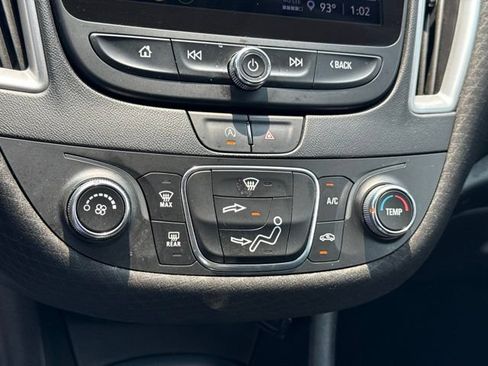 Used 2022 Chevrolet Malibu LS w/ Driver Confidence Package II FWD image 11