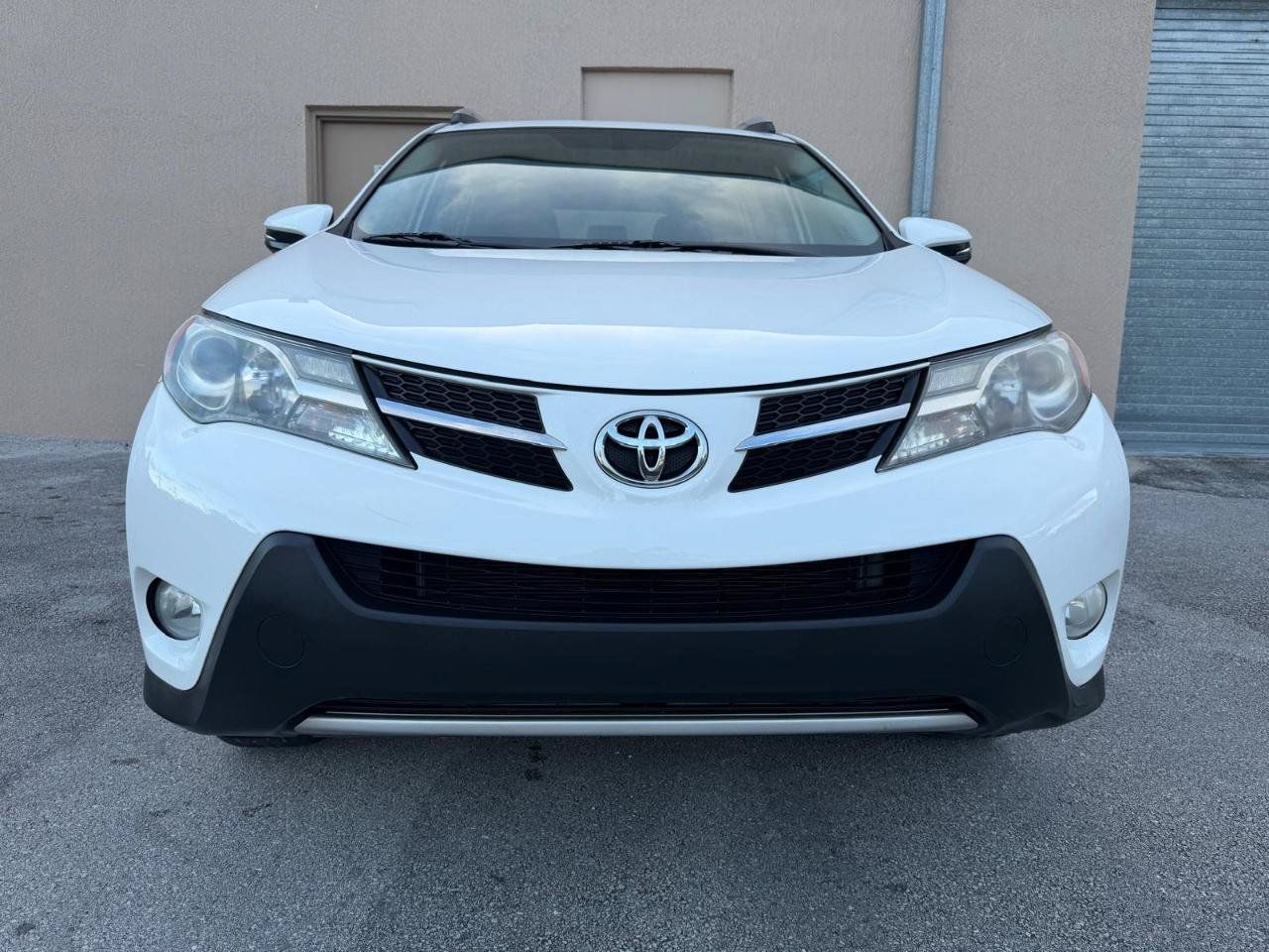Used 2015 Toyota RAV4 XLE FWD image 4