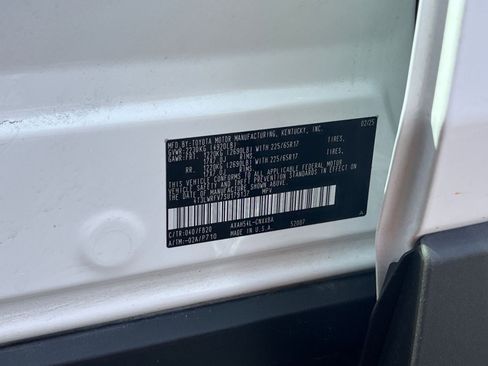 Used 2025 Toyota RAV4 LE image 25