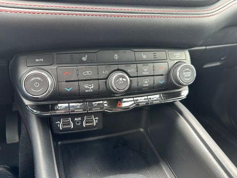 Certified 2023 Dodge Durango GT AWD/4WD image 27