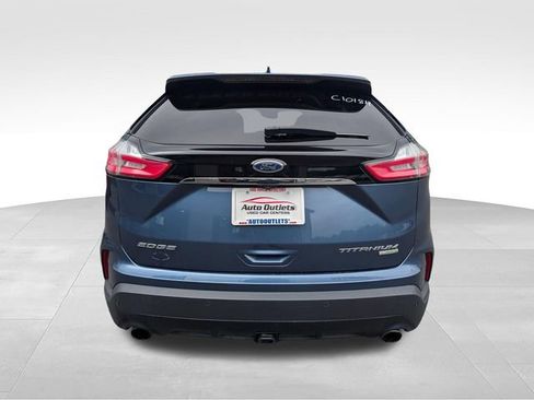 Used 2019 Ford Edge Titanium w/ Equipment Group 301A FWD image 6