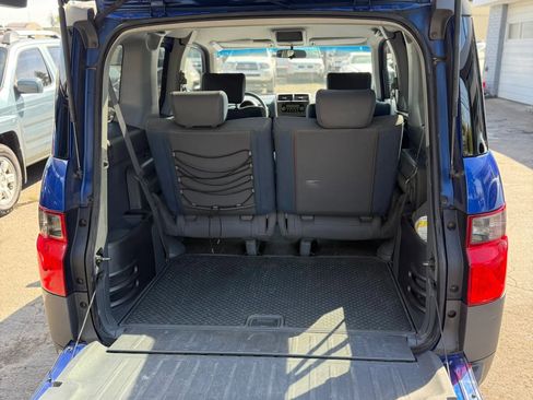 Used 2004 Honda Element EX image 9