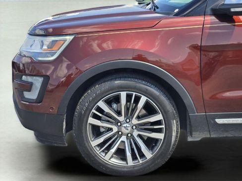 Used 2016 Ford Explorer Platinum AWD/4WD image 9