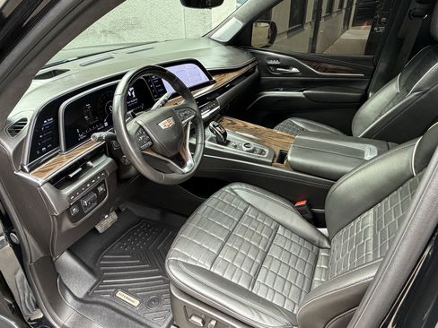 Used 2023 Cadillac Escalade ESV Sport Platinum w/ LPO, ONYX Package AWD/4WD image 15