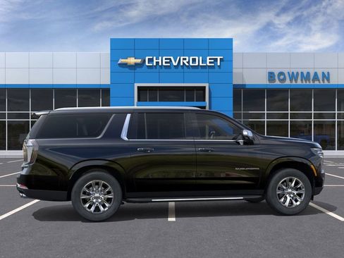 New 2025 Chevrolet Suburban Premier AWD/4WD image 6
