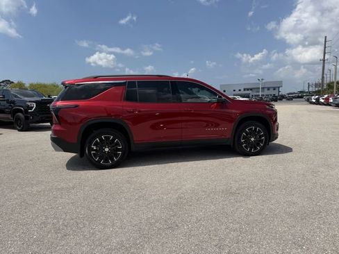 New 2026 Chevrolet Traverse LT w/ Sun and Wheel Package image 4