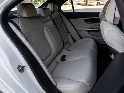 Used 2023 Mercedes-Benz C 300 Sedan image 36