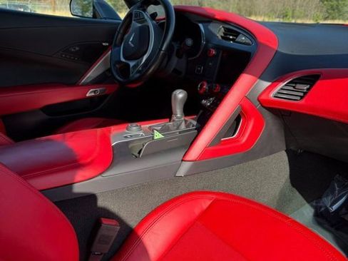 Used 2015 Chevrolet Corvette Stingray Coupe w/ 3LT Preferred Equipment Group image 18