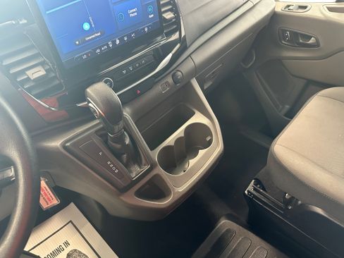 Used 2024 Ford Transit 350 XLT RWD image 20