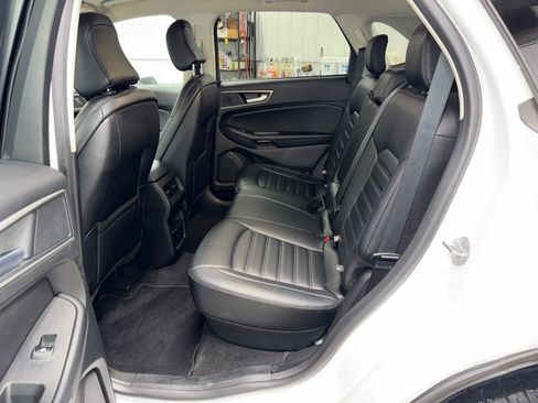 Used 2024 Ford Edge SEL image 13