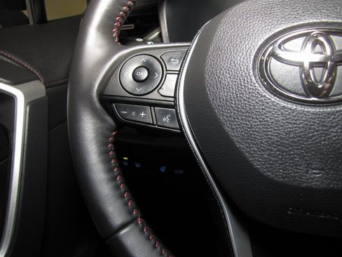 Used 2022 Toyota RAV4 XSE image 5