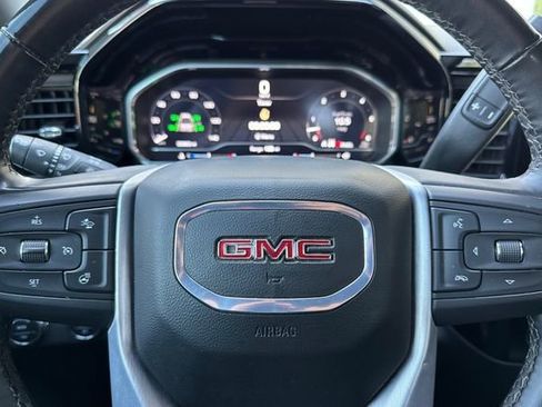 Used 2024 GMC Sierra 1500 SLT AWD/4WD image 36