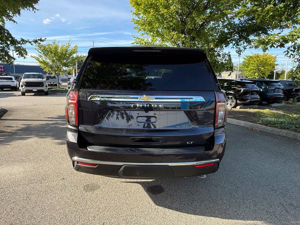 Used 2024 Chevrolet Tahoe LT w/ Luxury Package AWD/4WD image 4