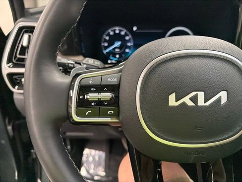 Used 2022 Kia Sorento SX Prestige w/ Rust Color Package AWD/4WD image 27